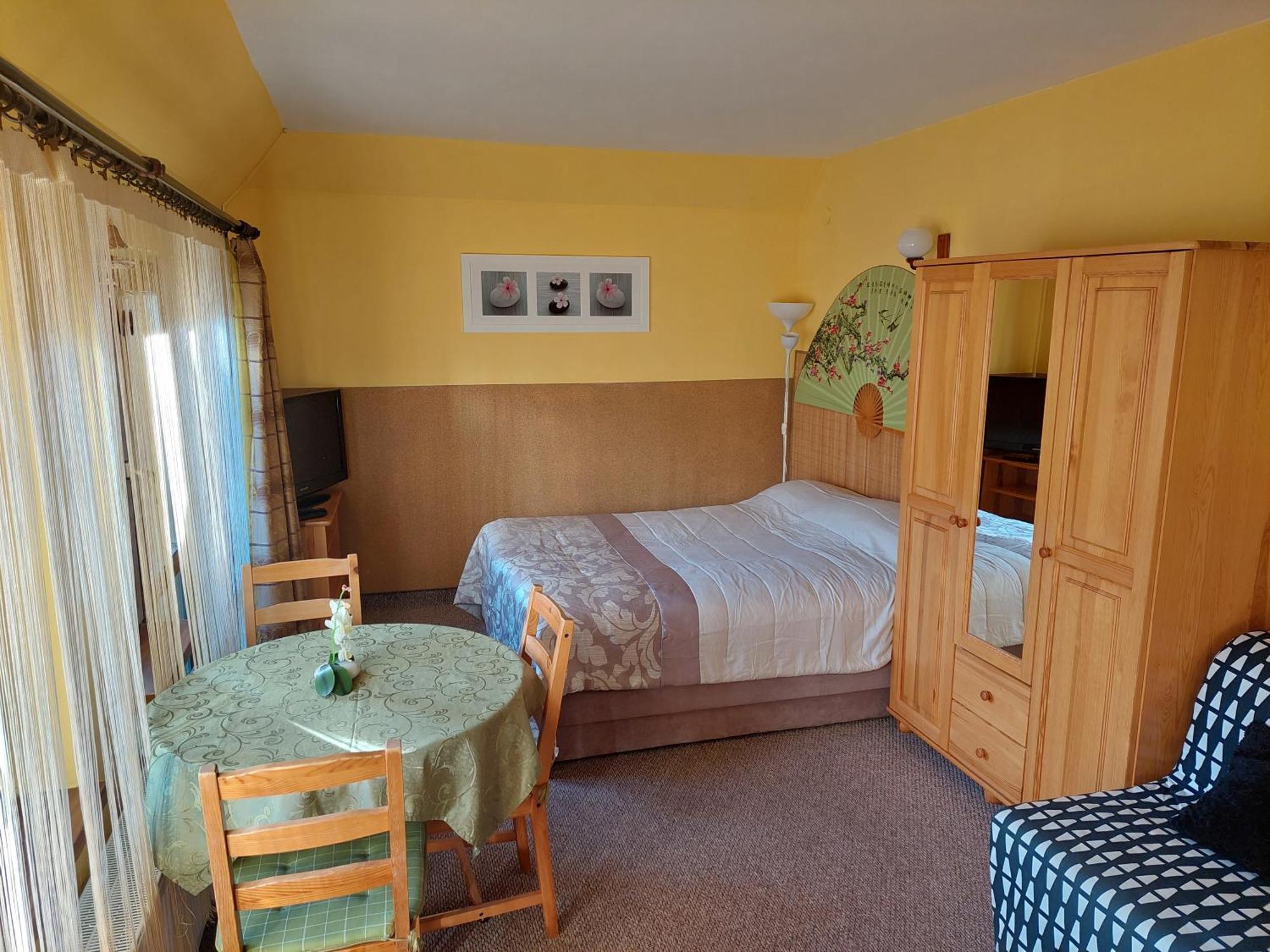 שצ'צ'ירק Olimp Pokoje I Apartamenty מראה חיצוני תמונה